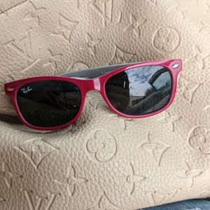 Kids Ray Ban Wayfarer Sunglasses